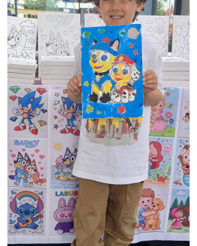 PawPa Çocuk Ressam Seti - 20 x 30 cm Önçizimli Tuval, 2 Adet Fırça, Palet, Boyalar ve Şövale PawPa Çocuk Ressam Seti - 20 x 30 cm Önçizimli Tuval, 2 Adet Fırça, Palet, Boyalar ve Şövale