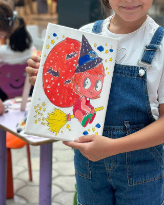 Minik Cadı Çocuk Ressam Seti - 20 x 30 cm Tuval, 2 Adet Fırça, Palet, Boyalar ve Şövale