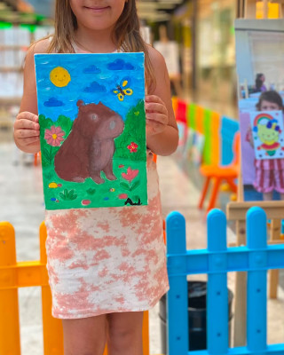 Kapibara Çocuk Ressam Seti - 20 x 30 cm Önçizimli Tuval, 2 Adet Fırça, Palet, Boyalar ve Şövale