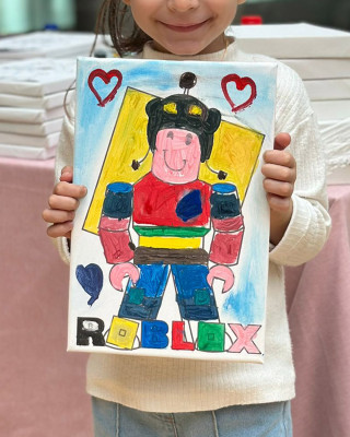 Robloks Çocuk Ressam Seti - 20 x 30 cm Önçizimli Tuval, 2 Adet Fırça, Palet, Boyalar ve Şövale
