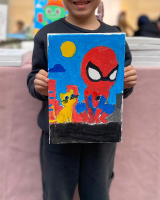 Spidey Ressam Seti - 20 x 30 cm Önçizimli Tuval, 2 Adet Fırça, Palet, Boyalar ve Şövale