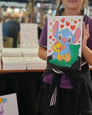 Gitarist Stio Çocuk Ressam Seti - 20 x 30 cm Önçizimli Tuval, 2 Adet Fırça, Palet, Boyalar ve Şövale